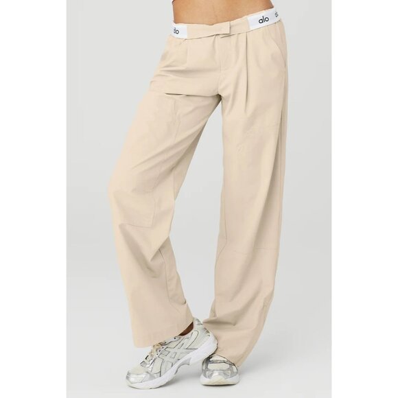 ALO Yoga Flip It Trousers in Macadamia - Picture 2 of 6